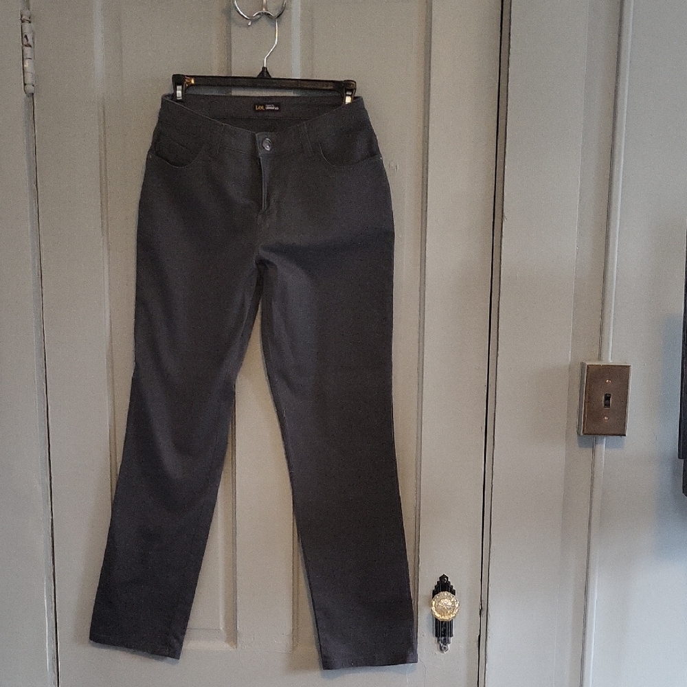 Lee Classic Fit Straight Leg Gray Pants